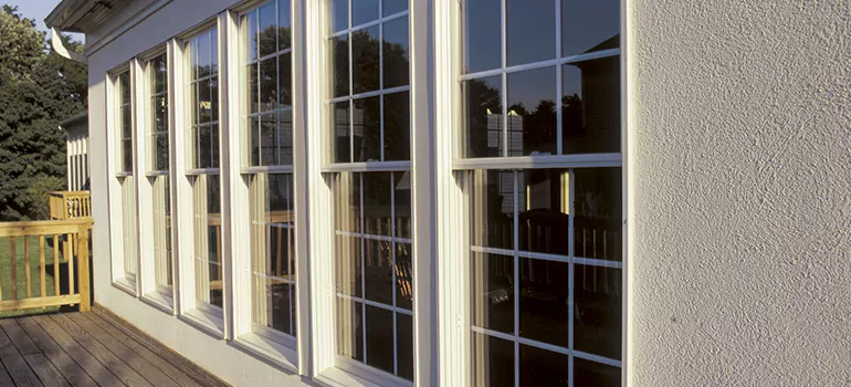 Home Window Glass Repair in Town 'n' Country, FL