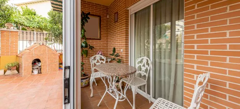 Adding Porch Enclosures To Your Home in Town 'n' Country, FL