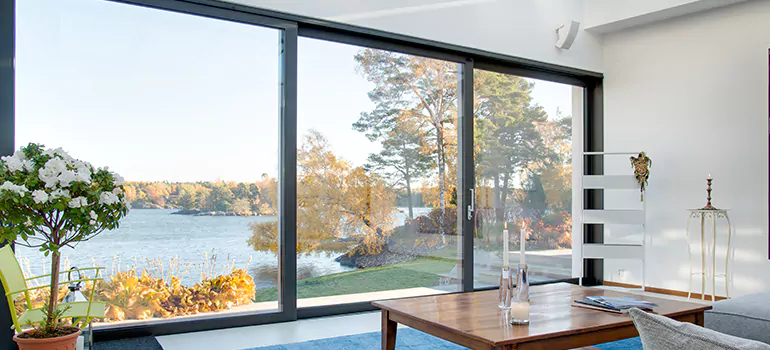 House Window Crank Repair in Town 'n' Country, FL