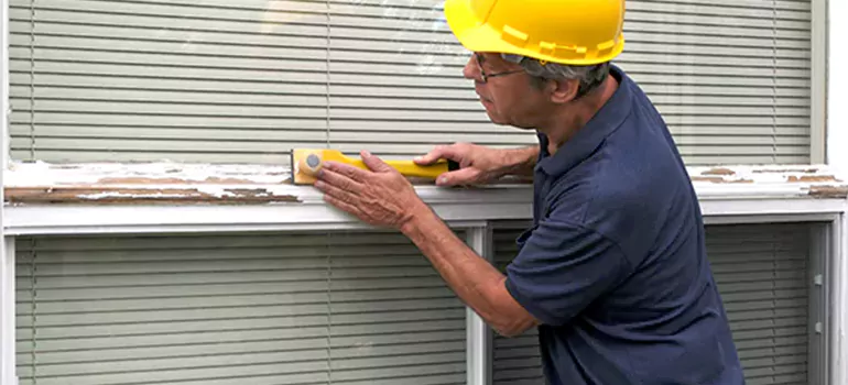 Custom Window Installation And Repair in Town 'n' Country, FL